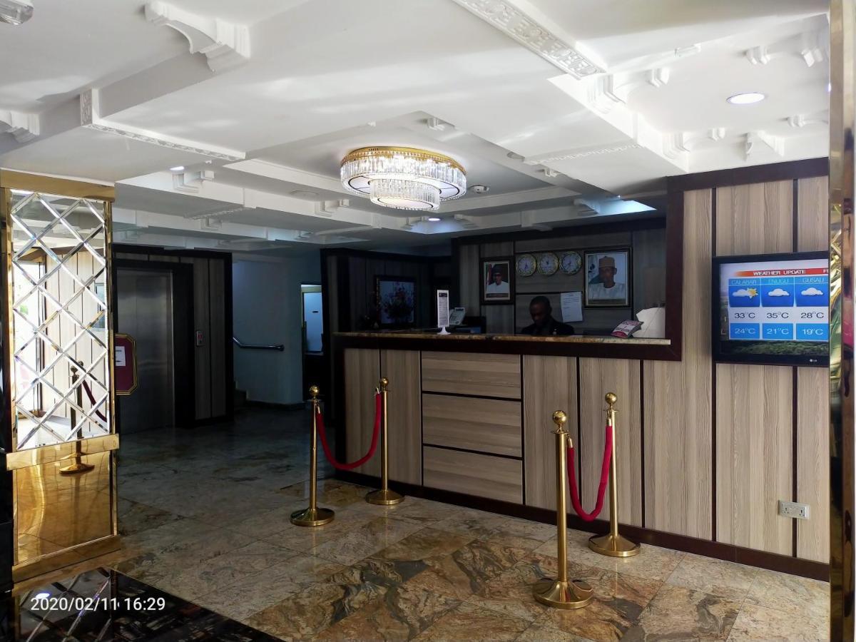 Immaculate Platinum Abuja Exterior foto
